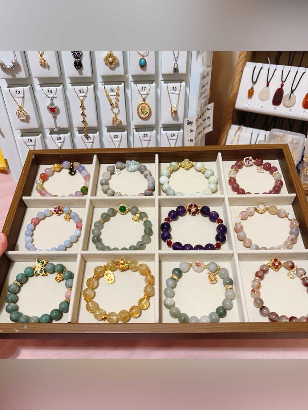 （05-15）Handmade bracelets for live show